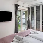 Skylodges *