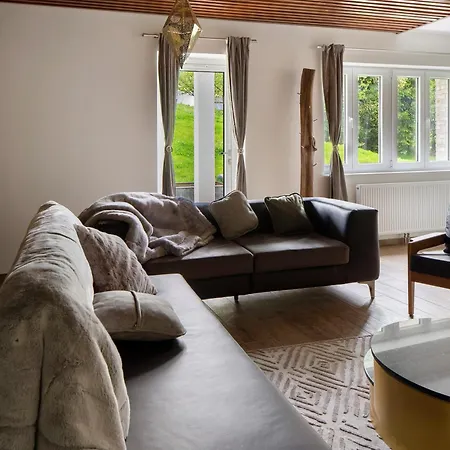 Skylodges Apartment *